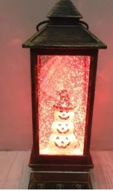 lampion hallowen zmieniający kolor